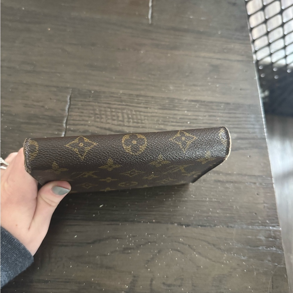 Louis Vuitton Trifold Snap Monogram Wallet - Picture 5 of 14